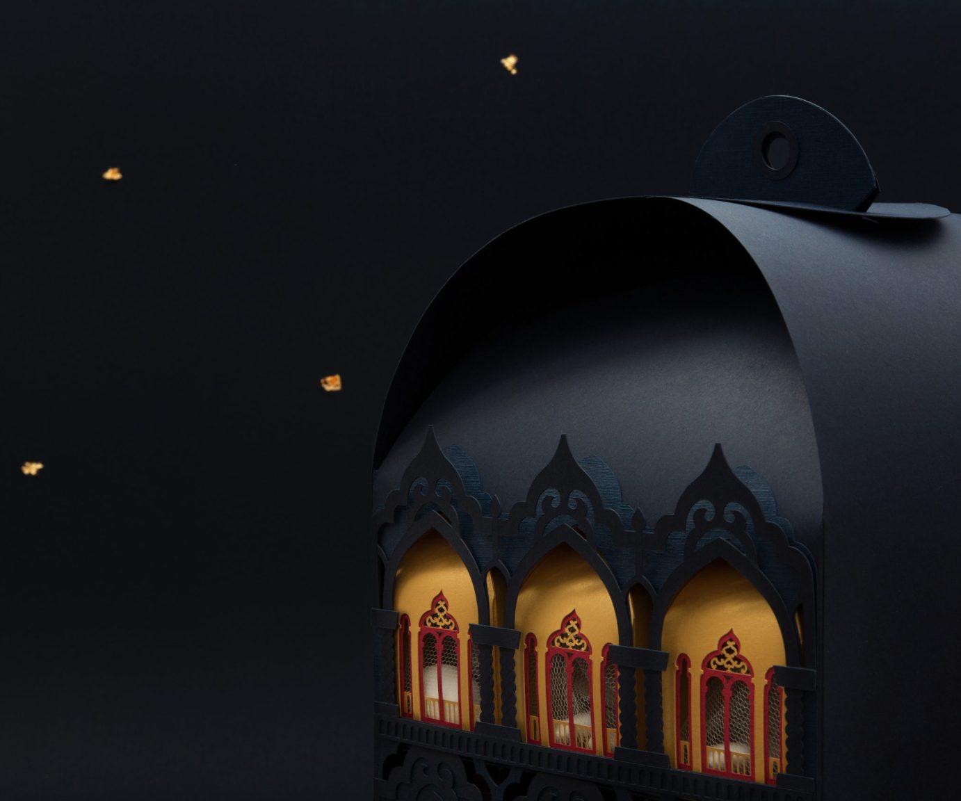 pratic_luxury_golden_packaging_favors_4